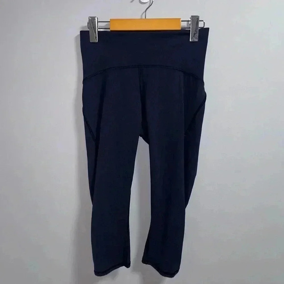 Lululemon Train Times Crops - Picture 6 of 11